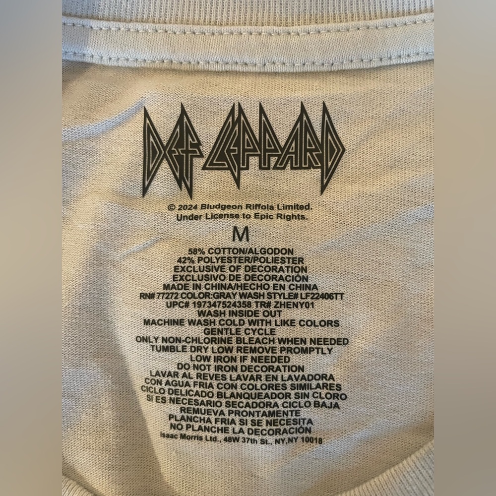 DEF LEPPARD Rhinestoned T-Shirt! 💀🌺 - Picture 4 of 7